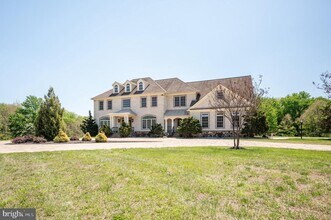 13071 Haddonfield Ln in Gainesville, VA - Building Photo - Building Photo