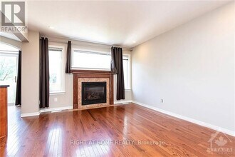 626 Braecreek Ave in Ottawa, ON - Building Photo - Building Photo