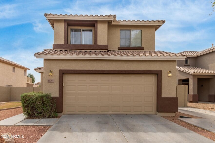13391 W Crocus Dr, Unit 6 in Surprise, AZ - Building Photo