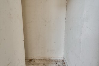 6050 Melody Ln-Unit -341 in Dallas, TX - Building Photo - Building Photo