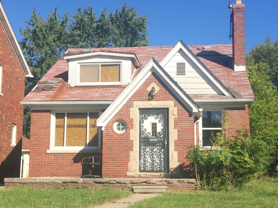 15081 Young St in Detroit, MI - Building Photo