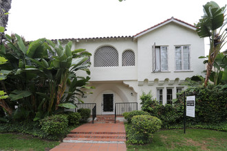 148 S Bedford Dr in Beverly Hills, CA - Building Photo - Building Photo