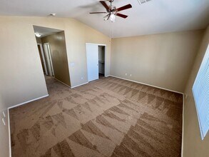 2149 Eclair Cir in Las Vegas, NV - Building Photo - Building Photo