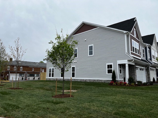 14754 Grand Cru Lp in Gainesville, VA - Building Photo - Building Photo