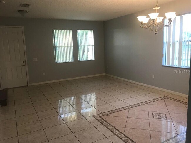 1914 Binnacle St in Kissimmee, FL - Building Photo - Building Photo