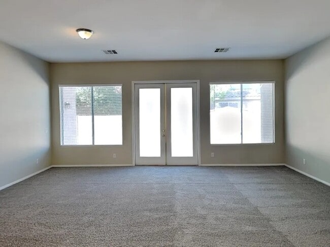 4715 Junewood St in Las Vegas, NV - Building Photo - Building Photo