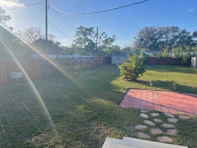 904 Kensington Dr in Cocoa, FL - Foto de edificio - Building Photo