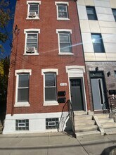 2239 W Oxford St in Philadelphia, PA - Building Photo - Building Photo