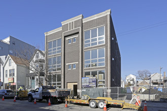 2316 W Belmont Ave in Chicago, IL - Building Photo - Building Photo