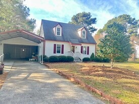 101 Southridge Dr in Greenville, NC - Building Photo