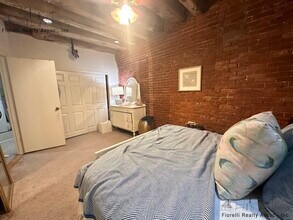125 Fulton St, Unit 2 in Boston, MA - Building Photo - Building Photo