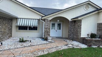 77 Folcroft Ln in Palm Coast, FL - Building Photo