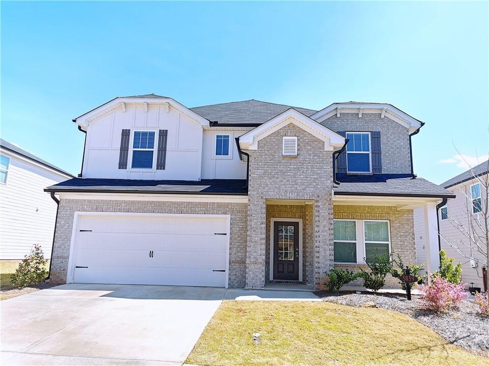5859 Un Grv Dr in Braselton, GA - Building Photo