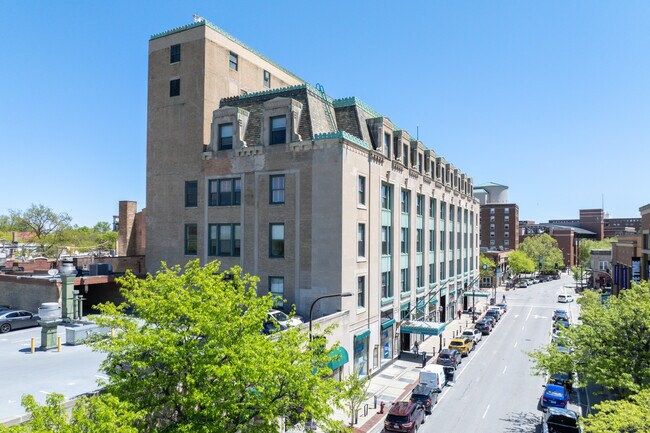 Evanston Galleria Building in Evanston, IL - Building Photo - Building Photo