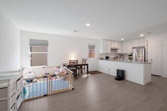 6422 Magee Run in San Antonio, TX - Building Photo - Building Photo