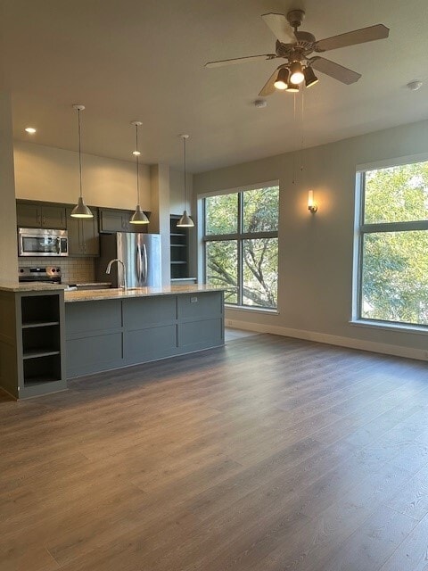1460 W Oleander St, Unit #200