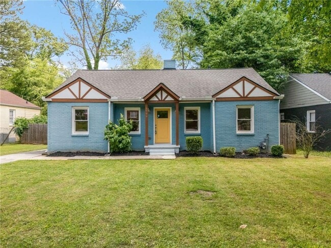 property at 1798 S Gordon St SW