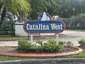 9991 SW 222nd St in Cutler Bay, FL - Building Photo