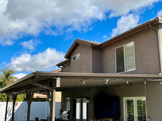 30357 Twain Dr in Menifee, CA - Foto de edificio - Building Photo