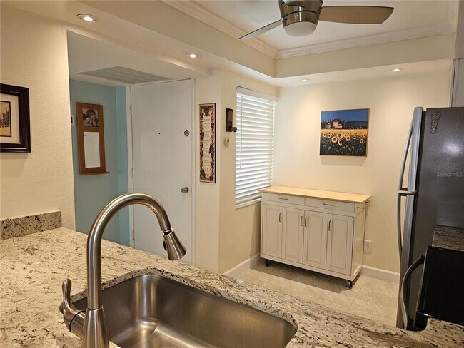 14130 Rosemary Ln in Largo, FL - Building Photo - Building Photo