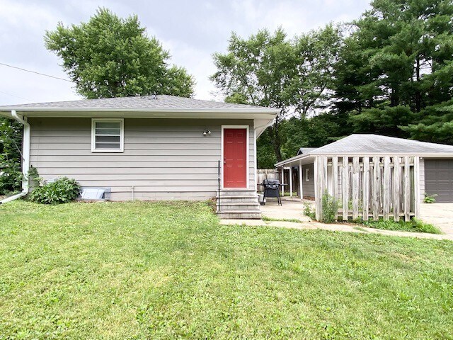 2731 Bennett Ave in Des Moines, IA - Building Photo