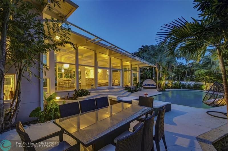 28 Pelican Dr in Fort Lauderdale, FL - Building Photo