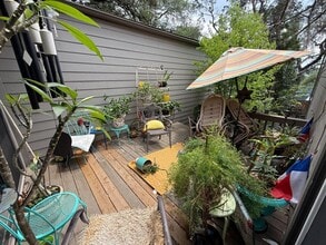 5737 N Scout Island Cir in Austin, TX - Building Photo - Building Photo