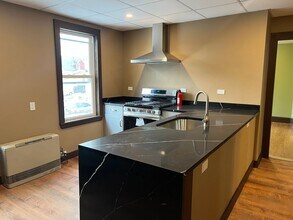 24 Whipple St in Worcester, MA - Building Photo - Building Photo