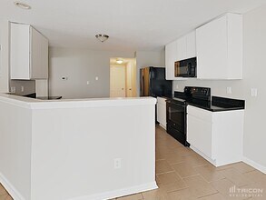 11608 Glenn Abbey Ln in Indianapolis, IN - Building Photo - Building Photo