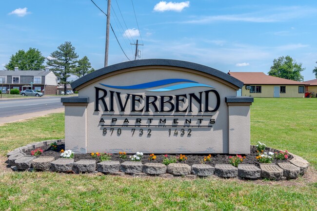 Riverbend Apartments