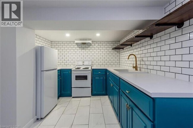 257 E 17th St in Hamilton, ON - Building Photo - Building Photo