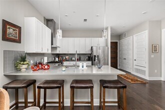 4325 Jackson Ave in Austin, TX - Building Photo - Building Photo