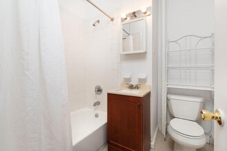 131 E 94th St, Unit SI ID1032065P in New York, NY - Foto de edificio - Building Photo