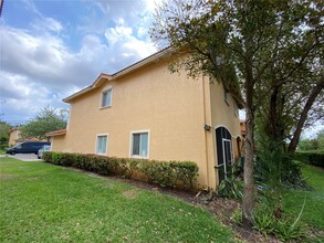 6465 Catalina Ln in Tamarac, FL - Building Photo - Building Photo