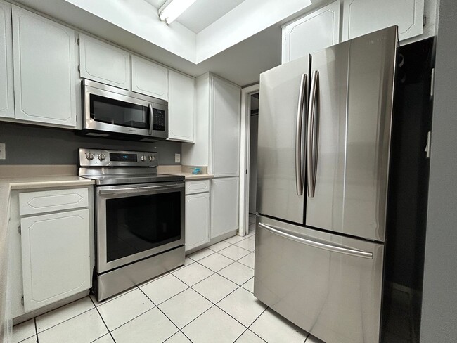 property at 1101 N April Cir