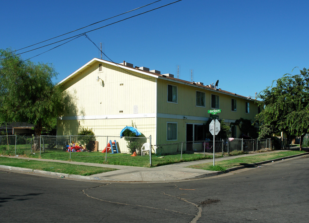 510 S Backer Ave in Fresno, CA - Building Photo