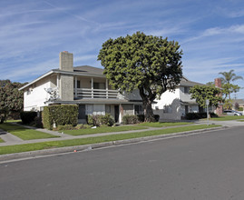 12861-12871 Fern St in Garden Grove, CA - Building Photo - Building Photo