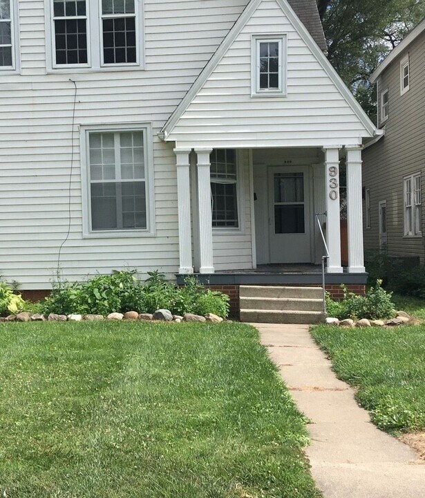 930 Lake Ave in Fort Wayne, IN - Building Photo