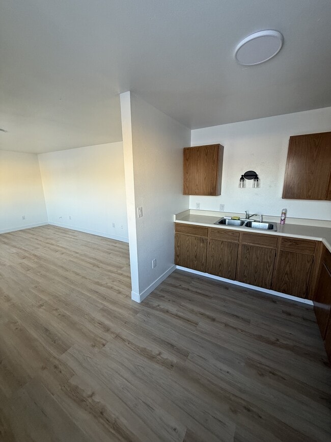 3712 Swenson Ave in Fairbanks, AK - Building Photo - Building Photo