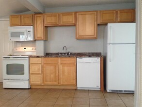 1328 Cloverlawn Ave in Orlando, FL - Building Photo - Building Photo