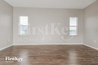 10611 Carloway Hills Dr in Wimauma, FL - Building Photo - Building Photo