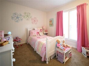 10607 W 170th Terrace in Overland Park, KS - Building Photo - Building Photo