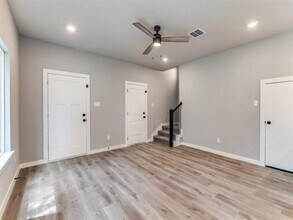 5118 Locke Ave in Fort Worth, TX - Building Photo - Building Photo