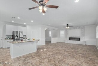 12025 W Avenida Del Rey in Peoria, AZ - Building Photo - Building Photo