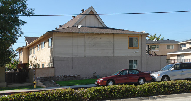 2173 Towne Ave in Pomona, CA - Building Photo - Building Photo