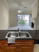 12917 Centre Park Cir in Herndon, VA - Foto de edificio - Building Photo