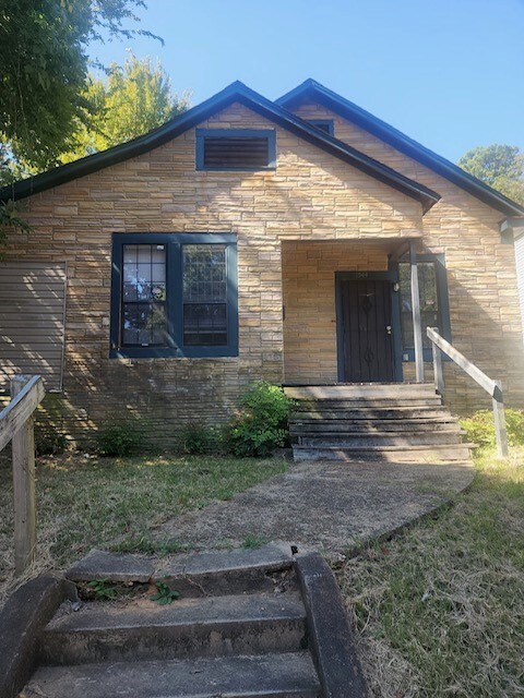 1544 Gilbert Dr in Shreveport, LA - Foto de edificio