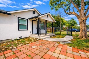 2737 29th Ave in Sacramento, CA - Building Photo