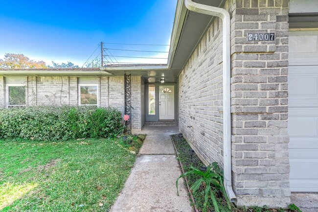 property at 24007 Pepperrell Pl St