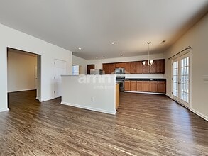 341 Peters Creek Dr in Summerville, SC - Building Photo - Building Photo